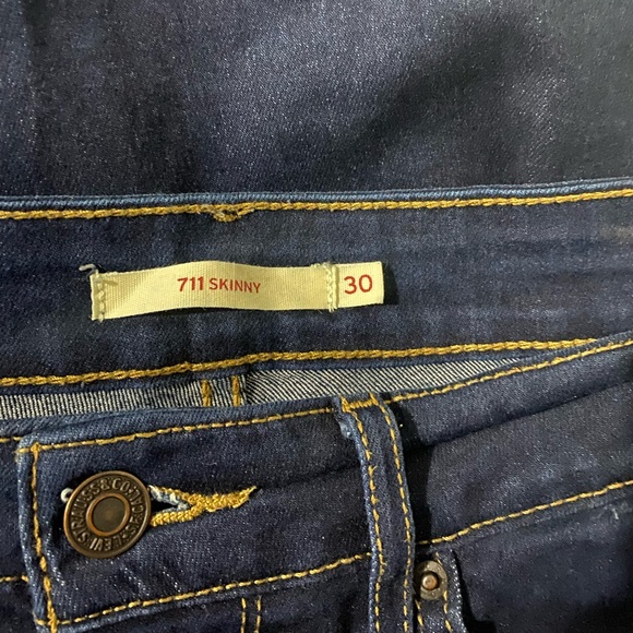 Levi’s 711 Skinny Dark Jeans, size 30 - Picture 3 of 9